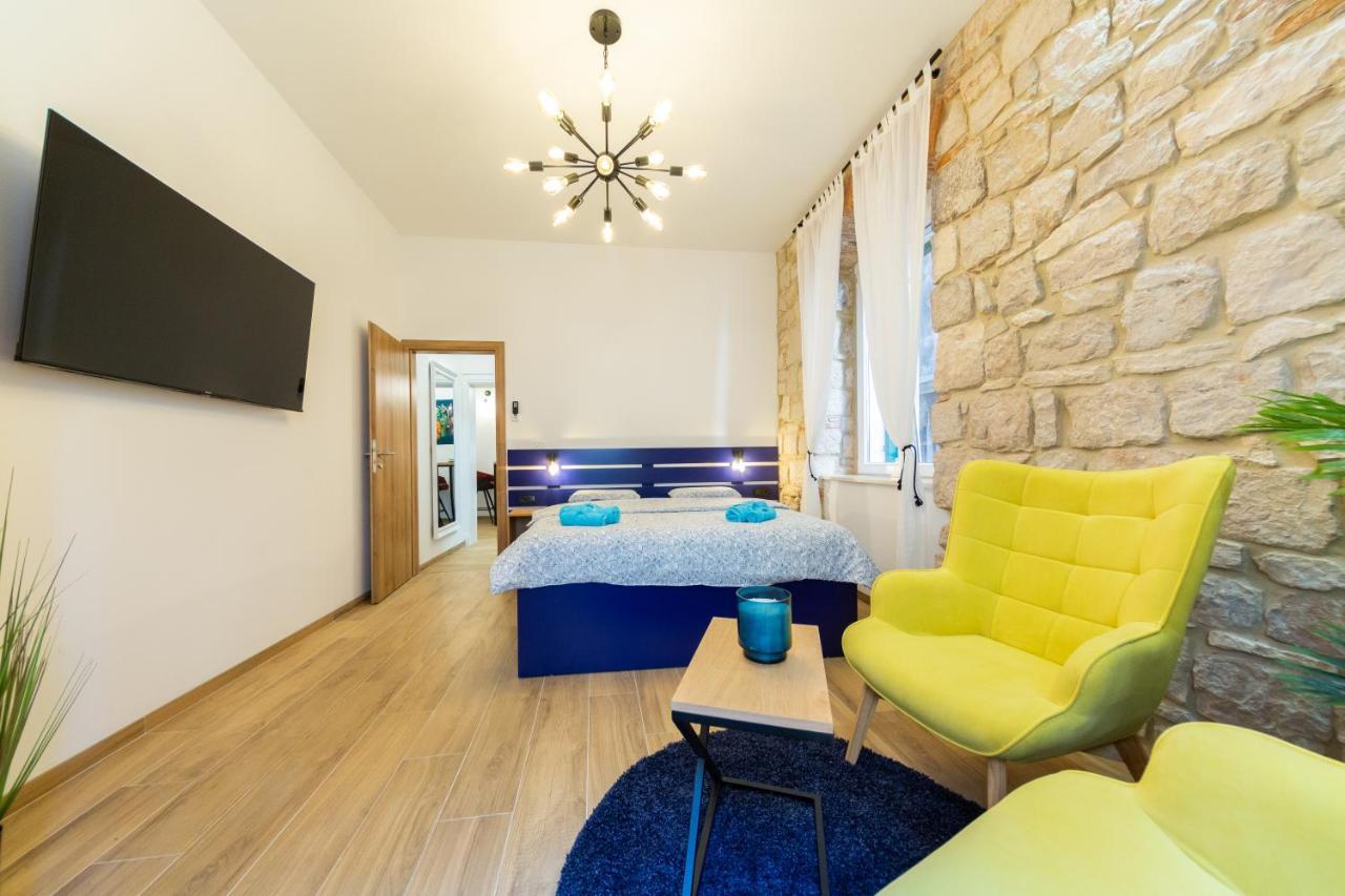 Apartman Kolura Vis Exterior photo